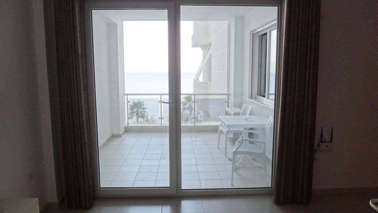 Apartament In White