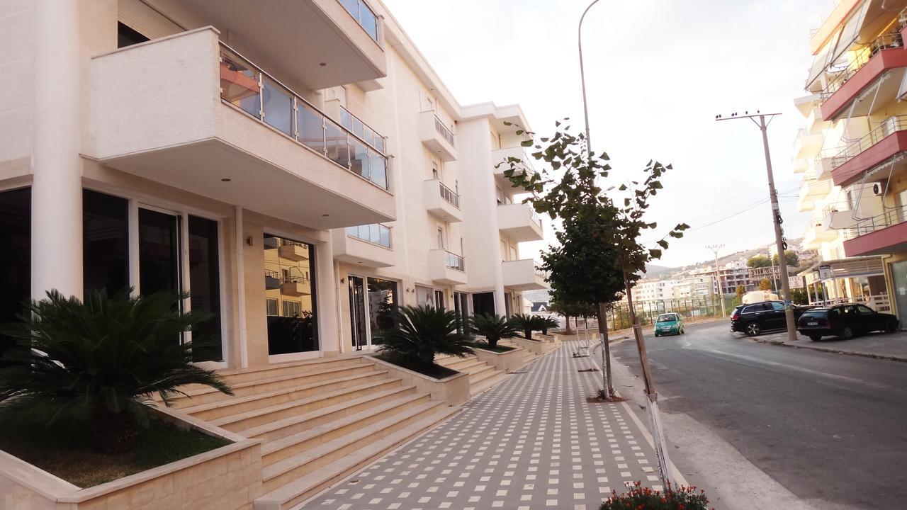 In White Apartament Saranda